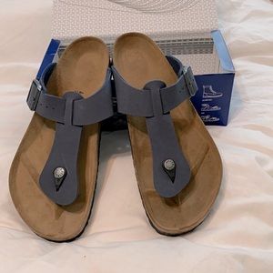 Birkenstocks NWT in original box Medina size 44 (USM 11 or Ladies 13) Navy